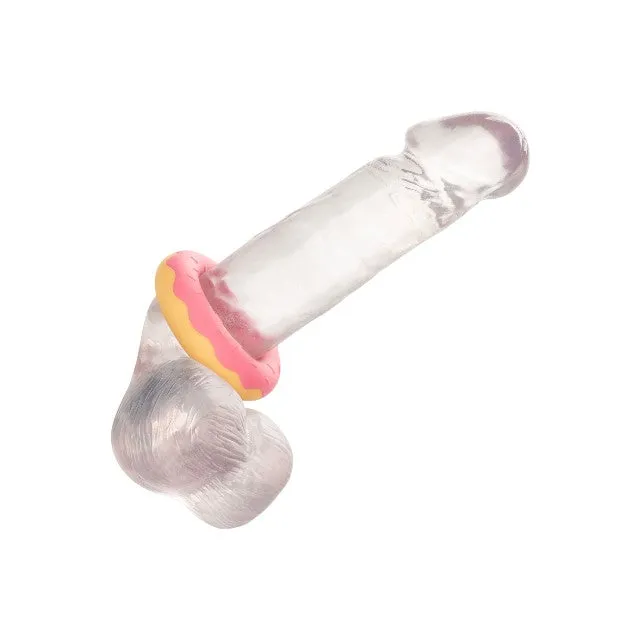 Inel pentru penis CALEXOTICS Dickin' Donuts. în formă de gogoașă. din silicon elastic și confortabil. diametru 2.5 cm. roz